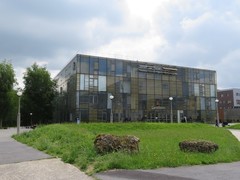 写真２　パリ東大学のIsabella先生のいる建物の全景