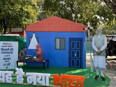 写真４　インド各地に立ち並ぶモディ首相の啓もう活動の一端。